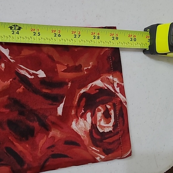 Chico's Red Pants covered in Roses size 3 (16) - Picture 6 of 8